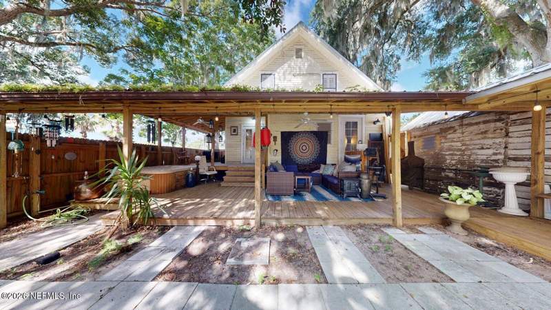 1 bedroom Single Family Residence at 216 N Summit Street, Crescent City Add, Crescent City — photo 3