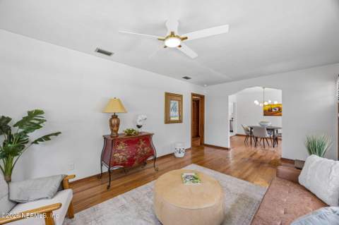 4369 Garibaldi Avenue, Jacksonville FL - photo 6 of 32