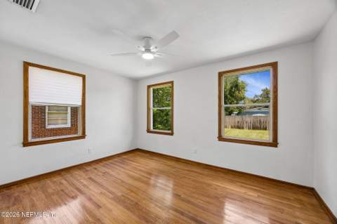 4369 Garibaldi Avenue, Jacksonville FL - photo 17 of 32