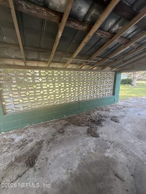 114 E Hicks Street, Palatka FL - photo 7 of 17