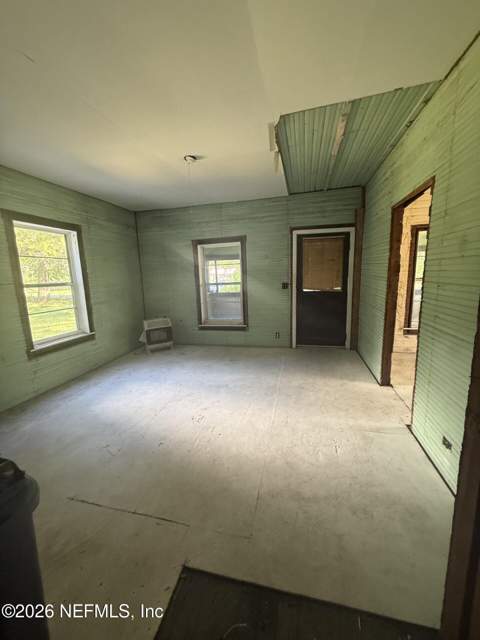 114 E Hicks Street, Palatka FL - photo 8 of 17