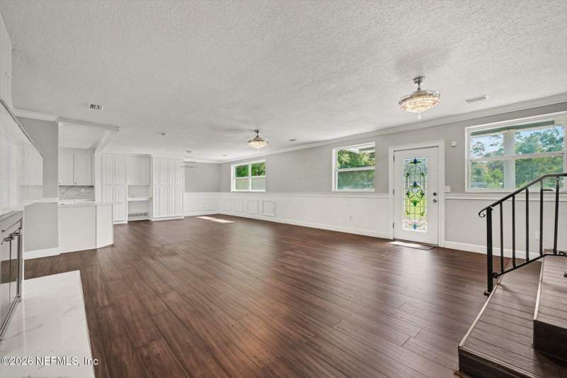 5 bedroom Single Family Residence at 1528 Blair Road, Jax Heights, Jacksonville — photo 2