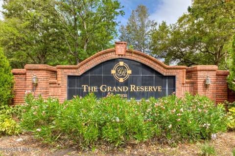 13810 Sutton Park Drive #835, Jacksonville FL - photo 19 of 25