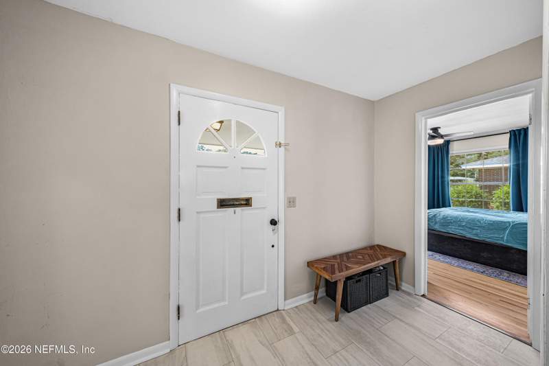 4 bedroom Single Family Residence at 5539 Riverton Road, University Park, Jacksonville — photo 5