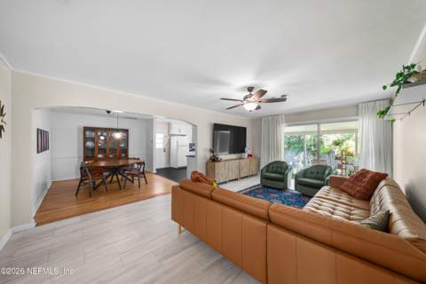 5539 Riverton Road, Jacksonville FL - photo 7 of 34