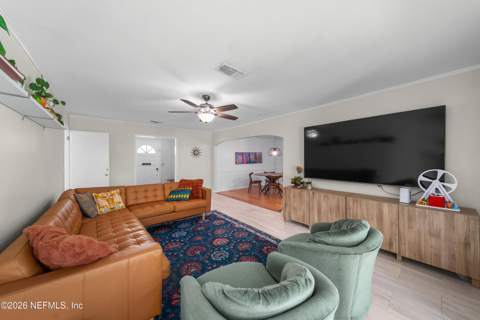 5539 Riverton Road, Jacksonville FL - photo 9 of 34