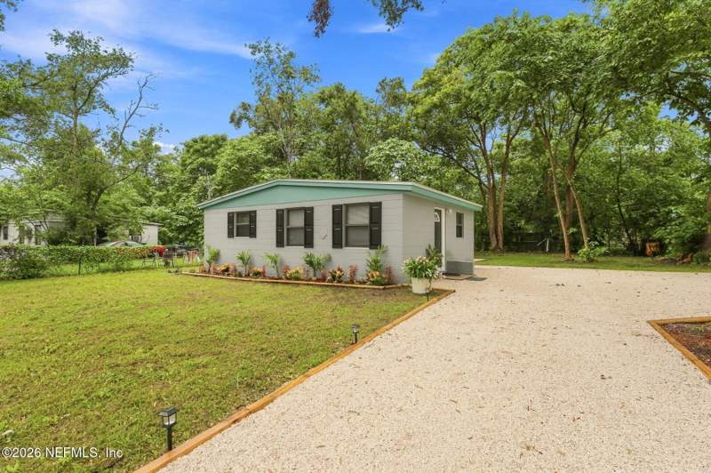 2 bedroom Single Family Residence at 10516 Ithaca Drive, Highlands, Jacksonville — photo 2