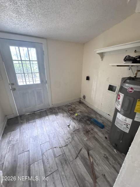 3634 Rogers Avenue, Jacksonville FL - photo 7 of 11