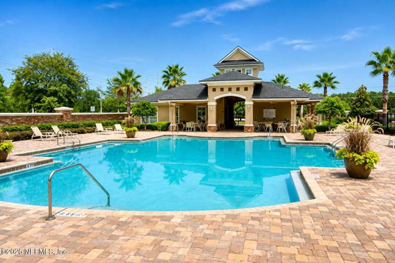 4 bedroom Townhouse at 4460 Congressional Drive, Georgetown Townhomes, Jacksonville — photo 3