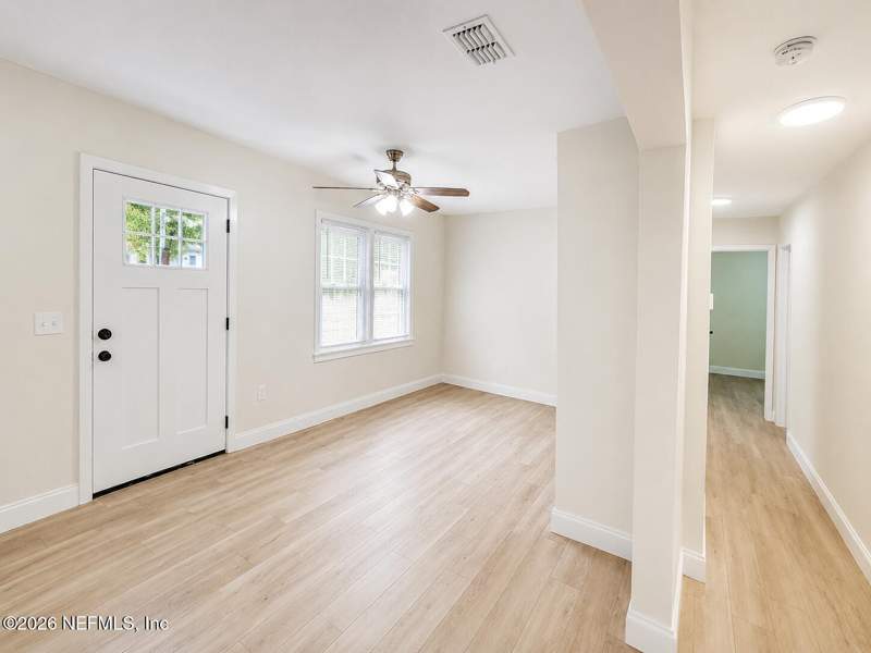 2 bedroom Single Family Residence at 942 Saranac Street, Woodstock Park, Jacksonville — photo 4
