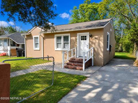 942 Saranac Street, Jacksonville FL - photo 15 of 16
