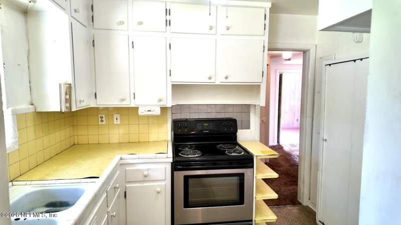 3 bedroom Single Family Residence at 7109 Hallock Street, Tidewater Acres, Jacksonville — photo 5