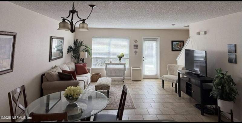 3 bedroom Condominium at 1018 N Black Cherry Drive, Crossings At Cypress Trace Condo, St. Johns — photo 5