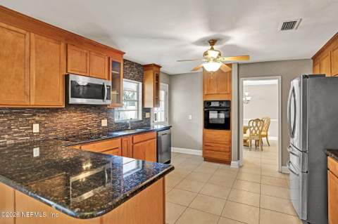 3632 Leewood Lane, Jacksonville FL - photo 12 of 43