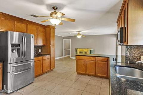 3632 Leewood Lane, Jacksonville FL - photo 13 of 43