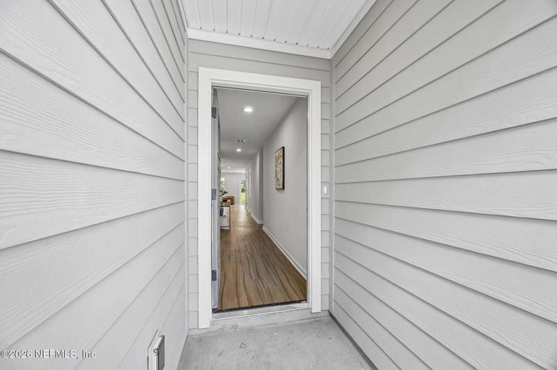 4 bedroom Single Family Residence at 13301 Gerona Drive, Golden Glades, Jacksonville — photo 4