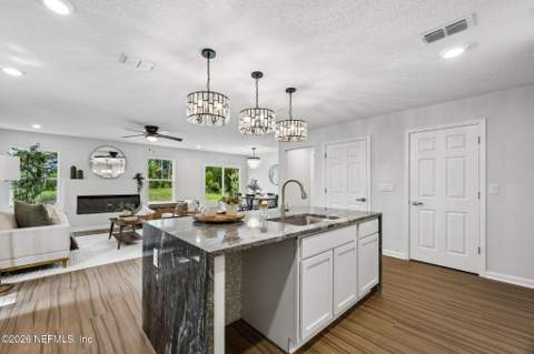 13301 Gerona Drive, Jacksonville FL - photo 8 of 29
