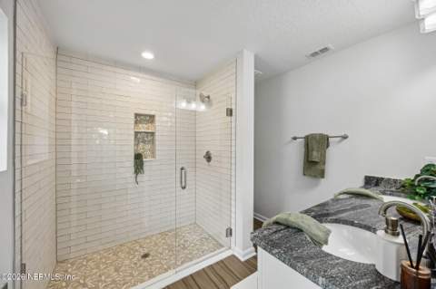 13301 Gerona Drive, Jacksonville FL - photo 16 of 29