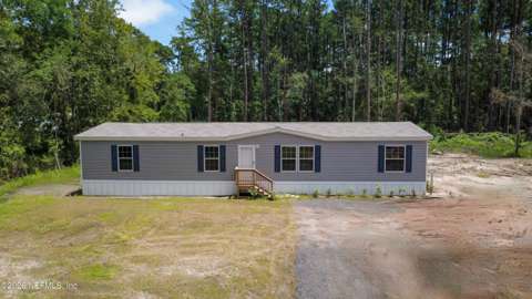 450402 Old Dixie Highway, home for sale in Callahan 32011