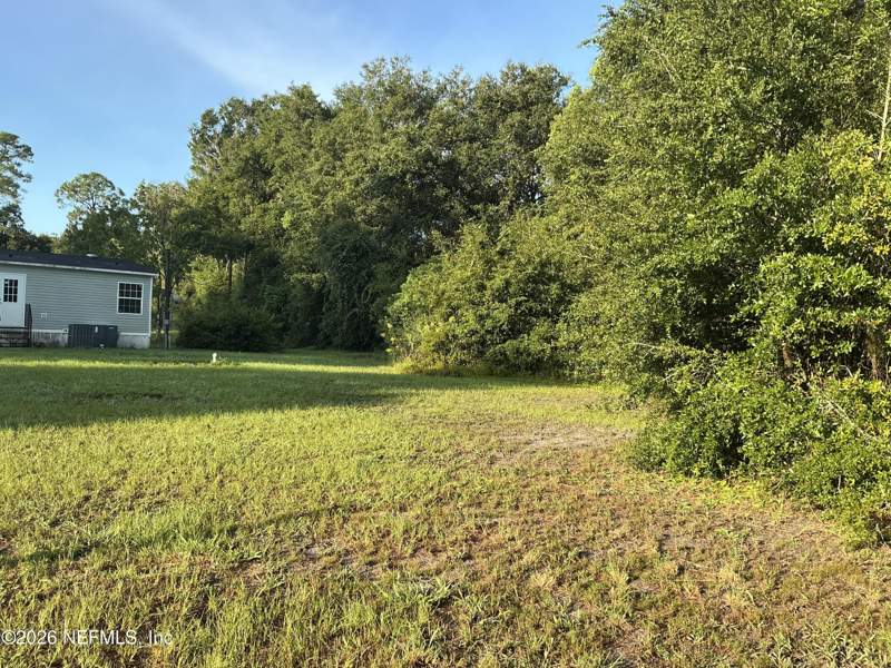 4 bedroom Mobile Home at 5206 Silver Lake Drive #Unit 2, Palatka, Palatka — photo 5