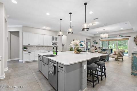 11081 Blazing Ridge Court, Jacksonville FL - photo 12 of 53