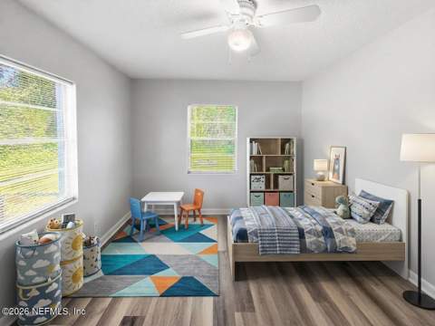 6043 Malcone Lane, Jacksonville FL - photo 9 of 44