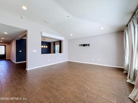 15971 Hutton Lane, Jacksonville FL - photo 8 of 42