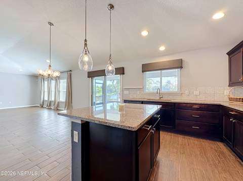 15971 Hutton Lane, Jacksonville FL - photo 15 of 42