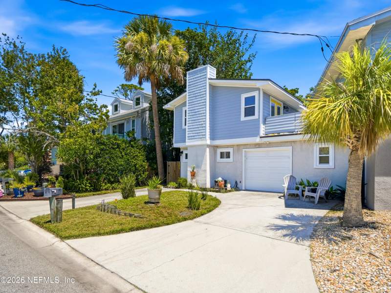 2 bedroom Townhouse at 109 Pine Street, Saltair, Atlantic Beach — photo 3