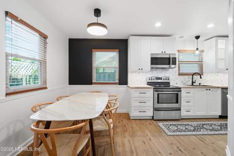 109 Pine Street, Atlantic Beach FL - photo 11 of 61