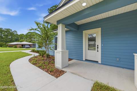 114 W Camelot Drive, Palatka FL - photo 7 of 36