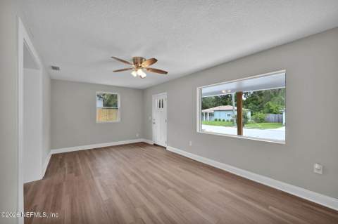 2550 Wilcox Court, Jacksonville FL - photo 7 of 41