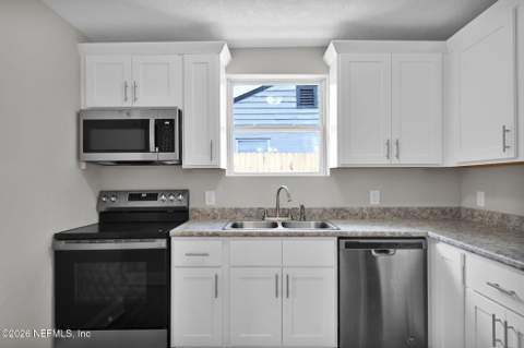 2550 Wilcox Court, Jacksonville FL - photo 18 of 41