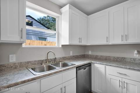 2550 Wilcox Court, Jacksonville FL - photo 19 of 41