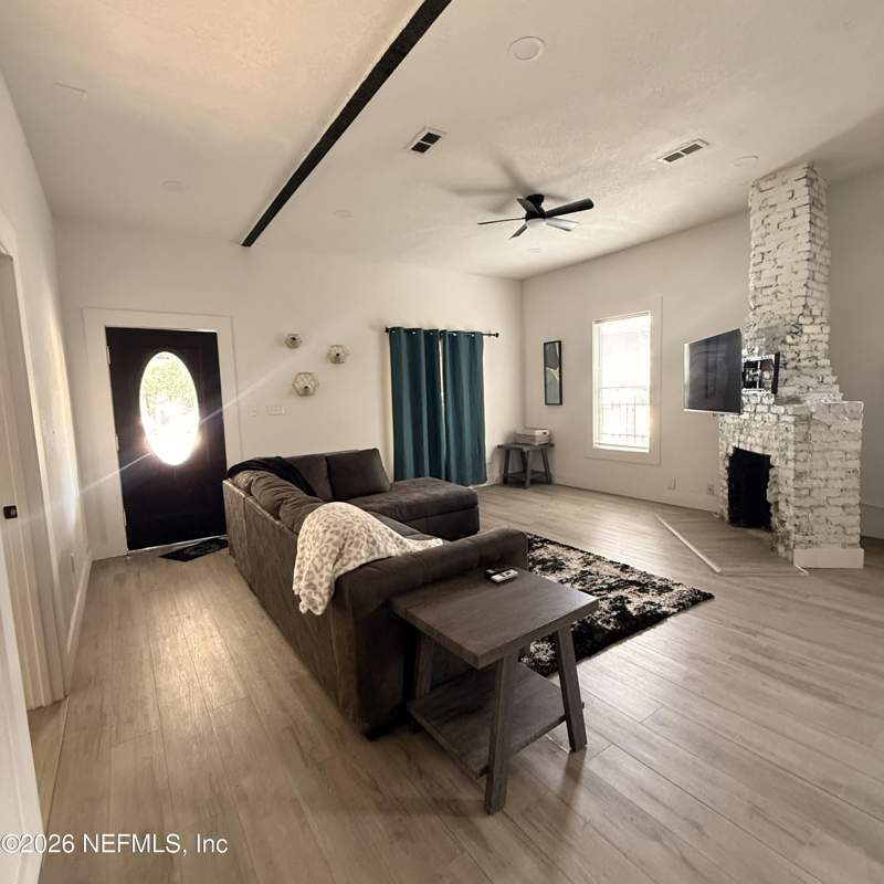 3 bedroom Single Family Residence at 1145 E 14th Street, Hartridges Addn, Jacksonville — photo 3