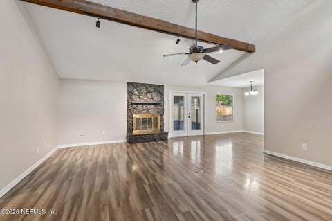 4446 Tyne Court, Jacksonville FL - photo 9 of 44