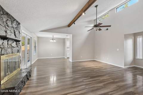 4446 Tyne Court, Jacksonville FL - photo 11 of 44