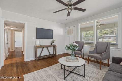 4774 Lexington Avenue, Jacksonville FL - photo 11 of 42