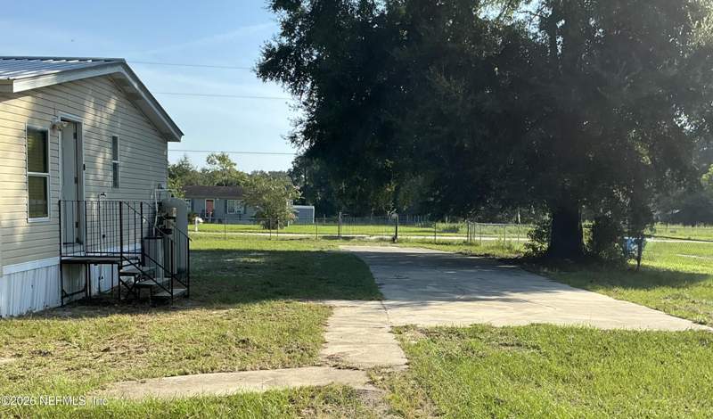 3 bedroom Mobile Home at 130 Yancey Circle, Satsuma, Satsuma — photo 4
