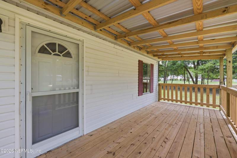3 bedroom Mobile Home at 4589 Belladonna Street, Jacksonville South, Middleburg — photo 5