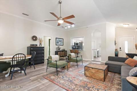 7611 Leafy Forest Way, Jacksonville FL - photo 13 of 50