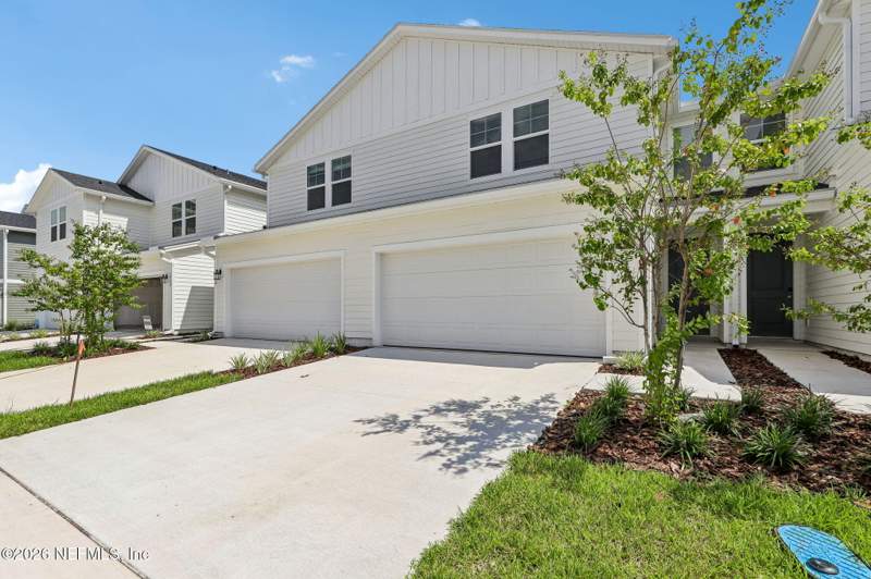 3 bedroom Townhouse at 3762 Cairo Way, District at Oakleaf Village, Jacksonville — photo 2
