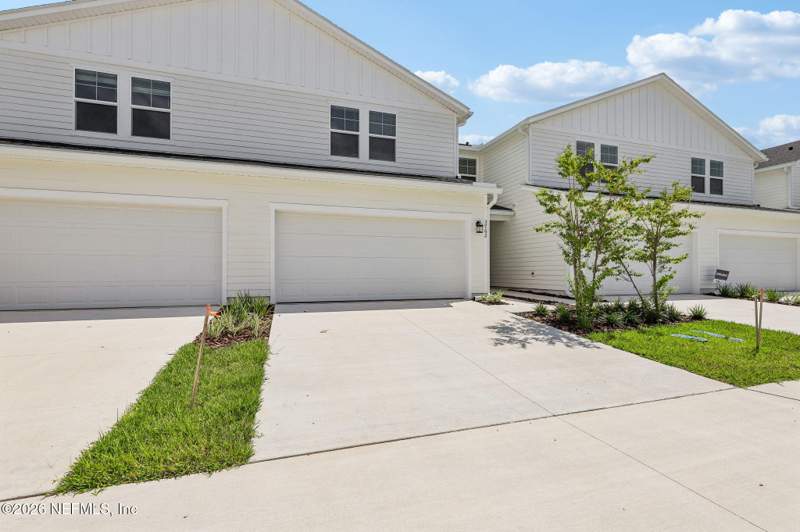 3 bedroom Townhouse at 3762 Cairo Way, District at Oakleaf Village, Jacksonville — photo 3