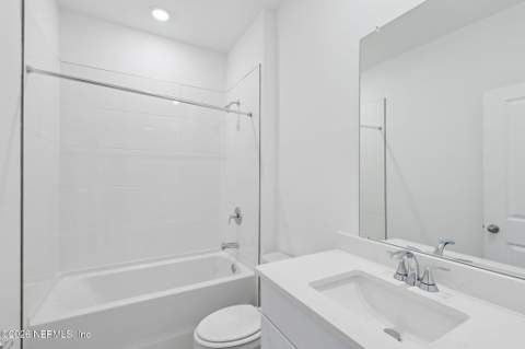 9739 Loquat Grove Court, Jacksonville FL - photo 13 of 18