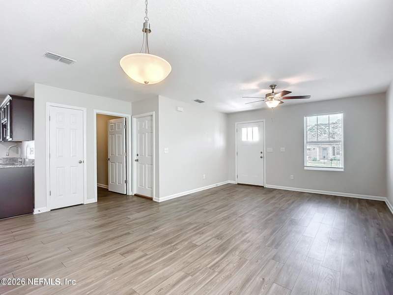 3 bedroom Single Family Residence at 9104 Monroe Avenue, Riverview Estates, Jacksonville — photo 3