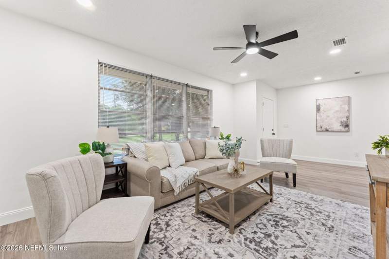 3 bedroom Single Family Residence at 4452 Roth Drive, Ribault Heights, Jacksonville — photo 3