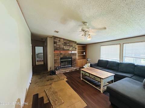 13743 Cedar Creek Drive, Sanderson FL - photo 10 of 33