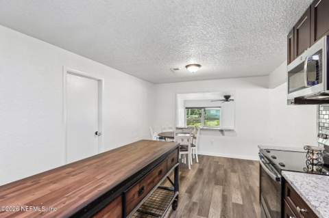 212 Dogwood Drive, Interlachen FL - photo 15 of 46