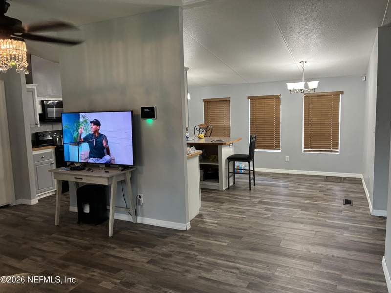 3 bedroom Single Family Residence at 104 Reaves Avenue, Interlachen Lakes Estates, Interlachen — photo 5
