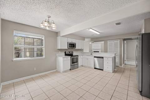 2172 Aztec Drive, Jacksonville FL - photo 13 of 31